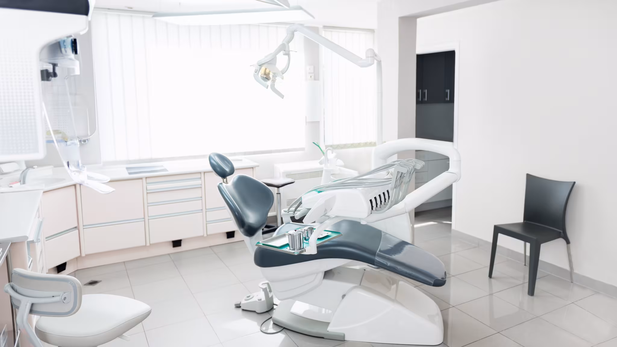 — title missing — A dental operatory.