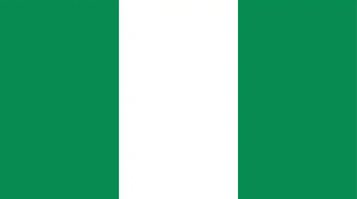 Green, white and green horizontal lines.