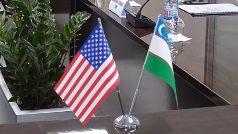 CDC in Uzbekistan 20 years of collaboration_001 United States of America flag and Uzbekistan flag