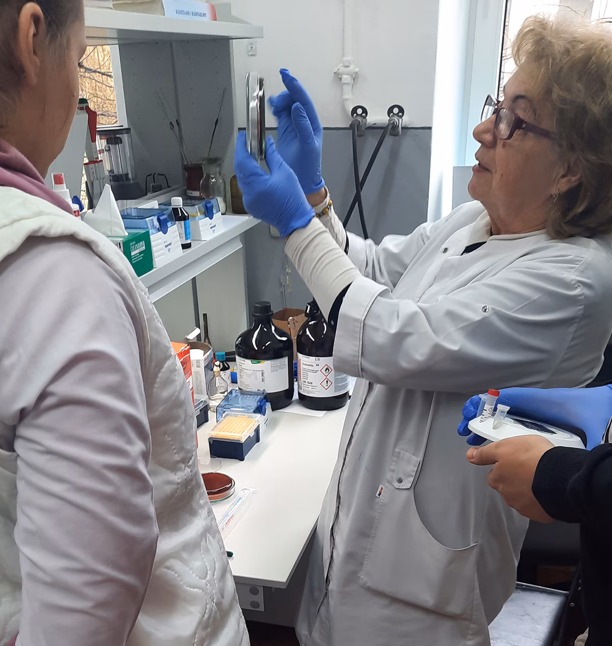 Building Lab Capacity in Ukraine Laboratorians in Ukraine participate in a training on new lab equipment to reduce the time needed to identify bacterial species.