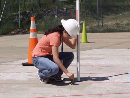 lakelynn2.jpg Observer marking points on polar grid.